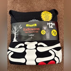 Halloween Glow-in-the-Dark Skeleton Pajama Set